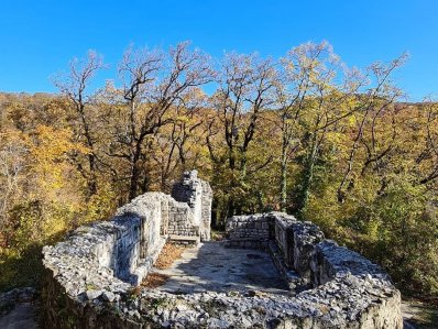 Храм-крепость в селе Монастырь - фото 5